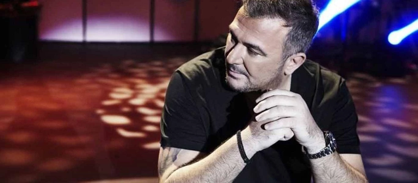 Στο χειρουργείο ο Αντώνης Ρέμος – Η φωτογραφία μέσα από το νοσοκομείο